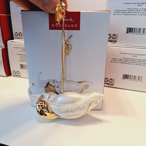 Hallmark Keepsake Grandbaby's First Christmas 2023 Christmas Tree Ornament - Picture 10 of 11